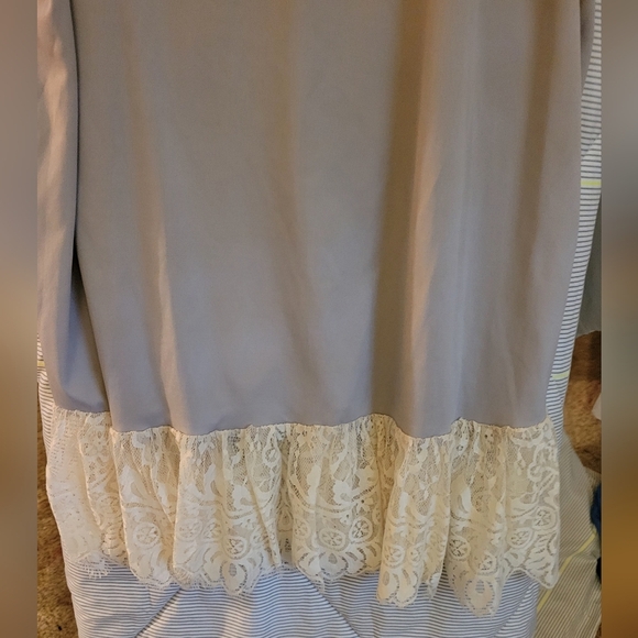Gray Slip Tank Dress with Lacy Hem Size 1X - Picture 2 of 4